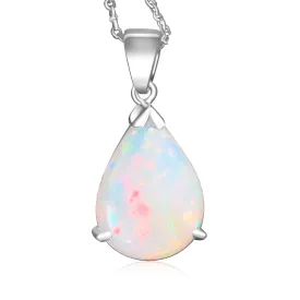 18kt White Gold 2.15ct Light Opal pendant