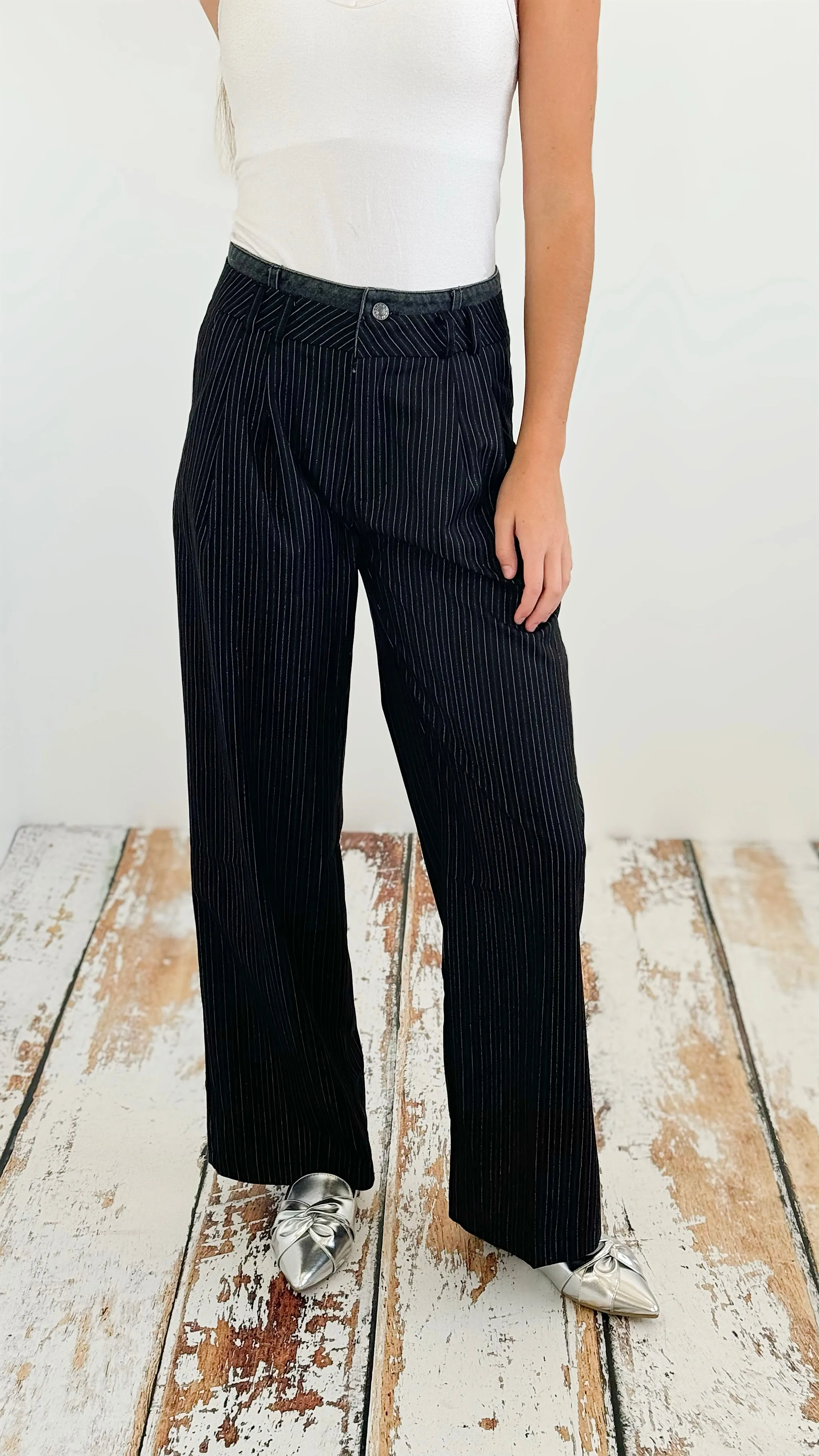 Contrast Pinstripe Pants - Black