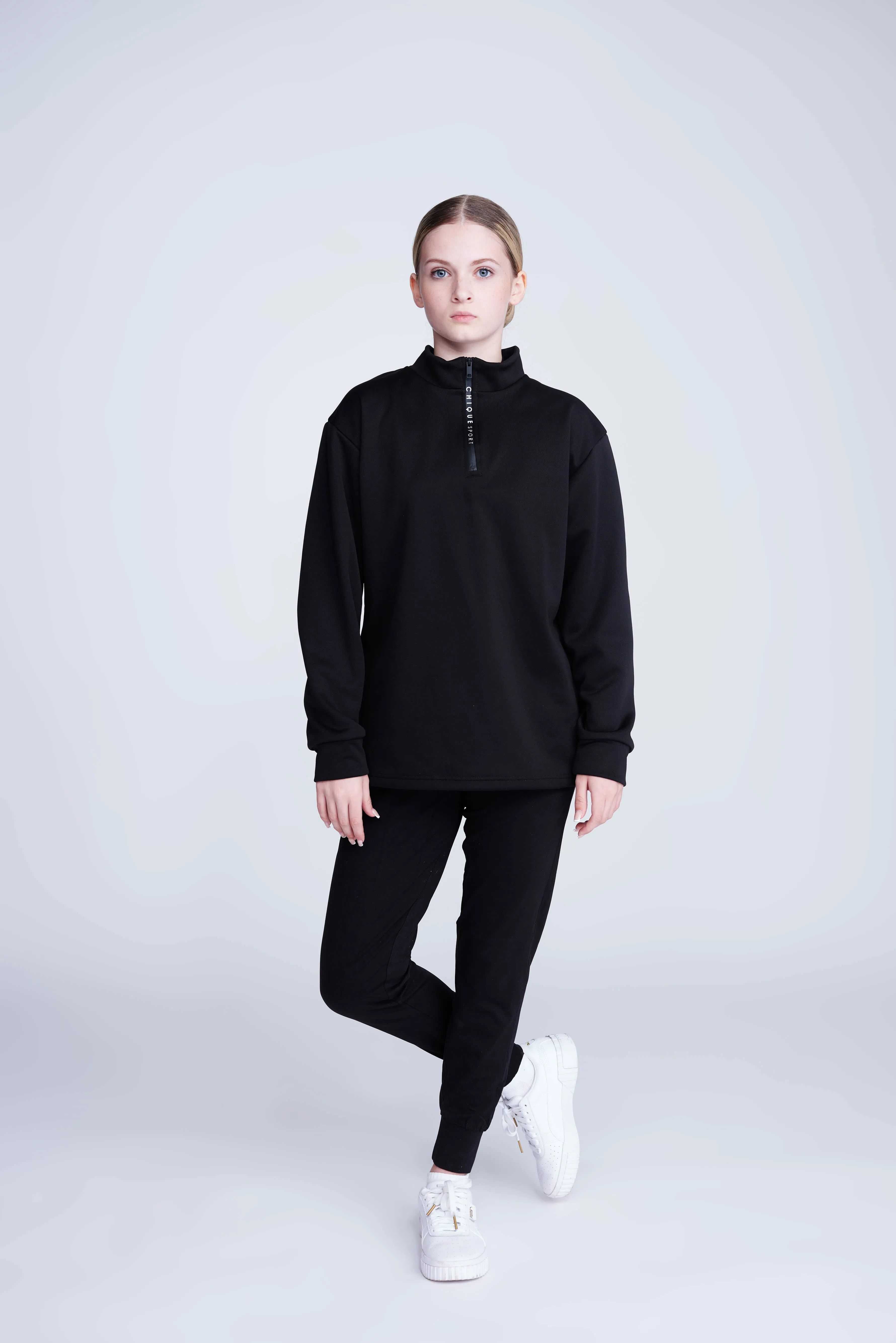 Ignite Half-Zip Top in Black